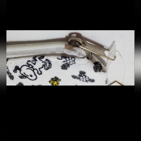 Peanuts Snoopy & Woodstock Makeup Toiletry Pouch Bag Case New - Picture 2 of 10